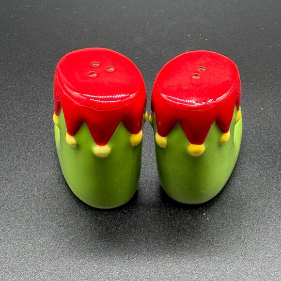 Christmas Elf Shoes Salt and Pepper Novelty Shakers Small Green and Red Hallmark - Picture 3 of 7